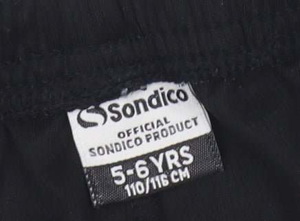 Sondico Boys Black Athletic Shorts 5-6 Years Football