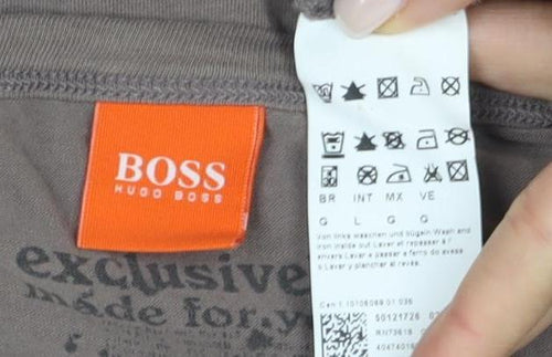 Hugo Boss Men's Brown Crew Neck T-Shirt - Size L