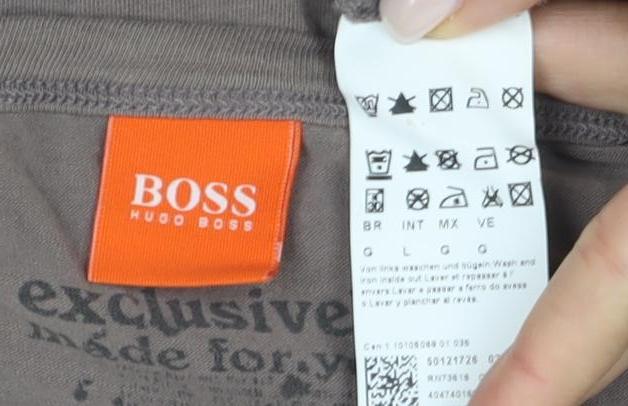 Hugo Boss Men's Brown Crew Neck T-Shirt - Size L