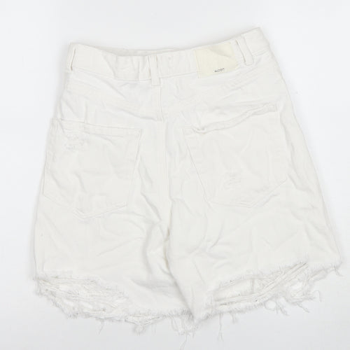 Alcott Women's White Bermuda Denim Shorts - Size 8