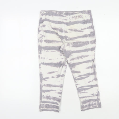Nike Women's Multicoloured Cropped Leggings M Active