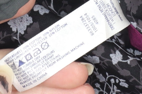 Mantaray Women's Black Hooded Waistcoat Size 18