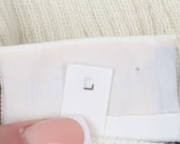 Farah Men's Ivory V-Neck Pullover Jumper, Size L