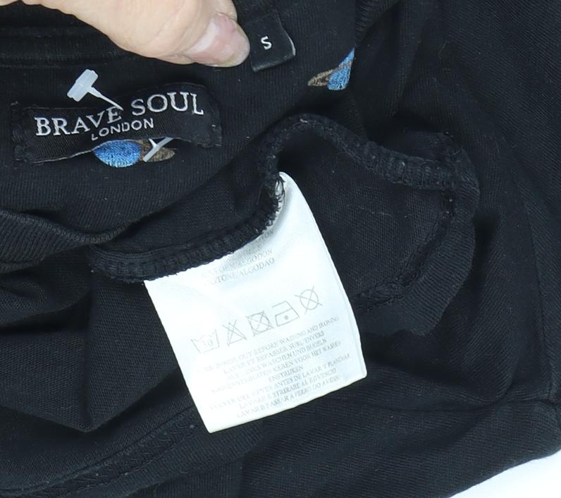 Brave Soul Boys Black Space T-Shirt Small Basic Embroidered