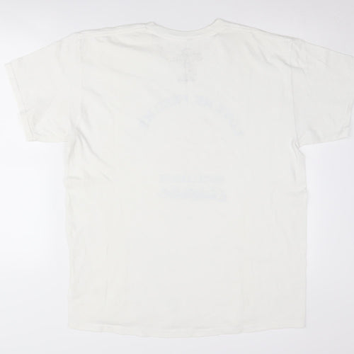 Men's Garfield White Graphic T-Shirt, M