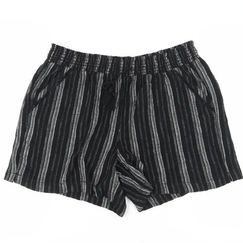 Briggs Women's Black XL Striped Linen Shorts