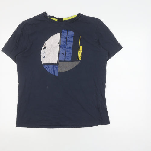 Hugo Boss Men's Blue Graphic T-Shirt, Medium