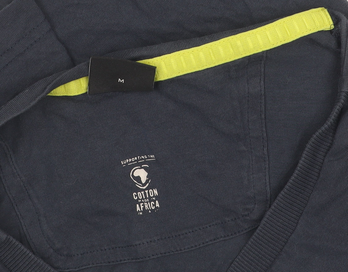 Hugo Boss Men's Blue Graphic T-Shirt, Medium