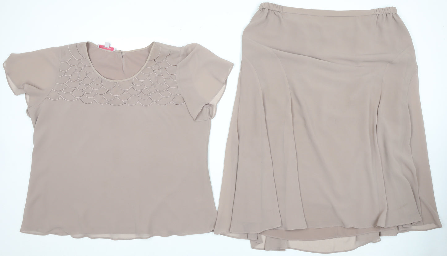 Jacques Vert Beige Women Set Size 22 Formal