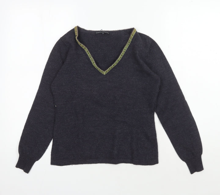 Crew Clothing Co Women's Black V-Neck Wool Pullover Jumper