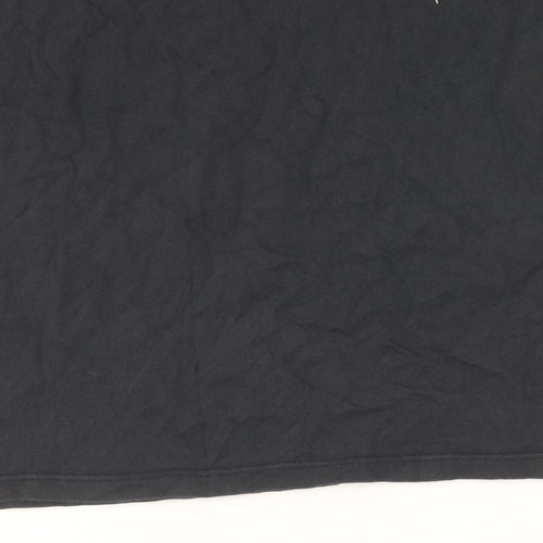 Nike Men's Black Athletic Fit T-Shirt S Solid Logo