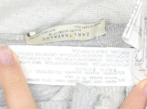 Zara Grey Unisex T-Shirt Size M with Crew Neck