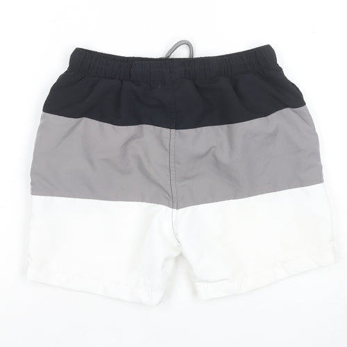 Ellesse Boys Multicoloured Athletic Shorts - Size 146