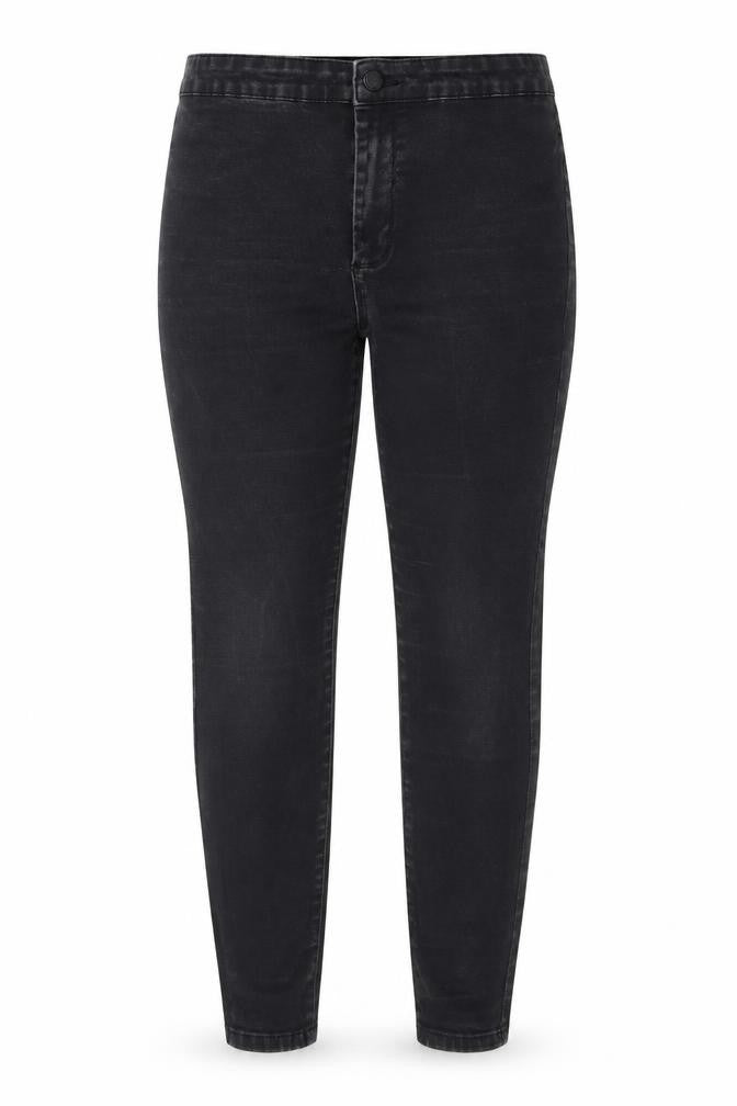 Front view of Denim Co. Women's Black Skinny Jeans, size 14