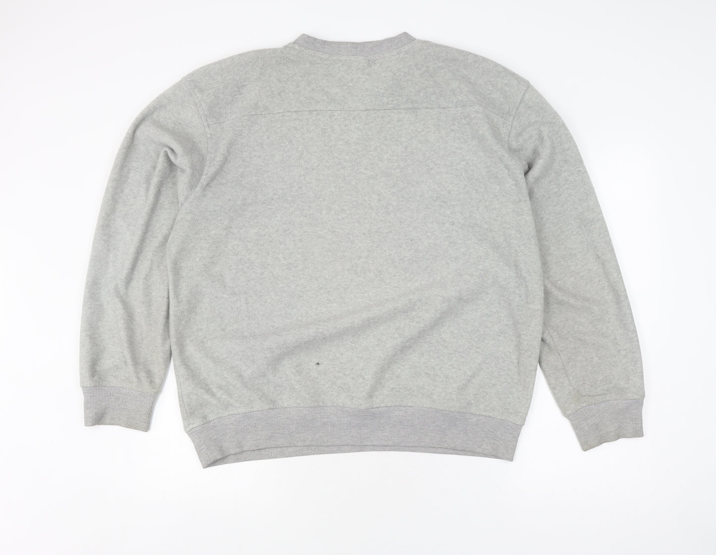 Umbro Men's Grey Pullover Sweatshirt L