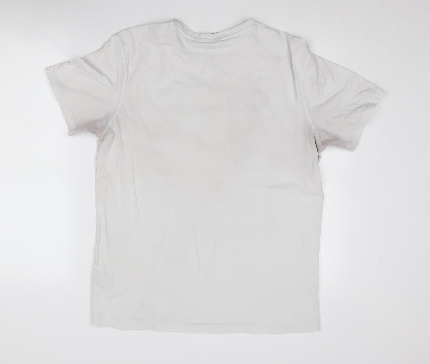 Criminal Damage Men's White Graphic Print T-Shirt L