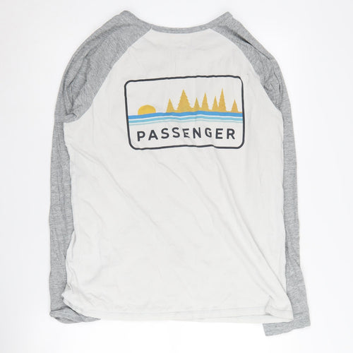 Passenger Men's Grey & White T-Shirt, Size M