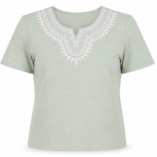 Eastex Women's Green Embroidered T-Shirt, Size 10