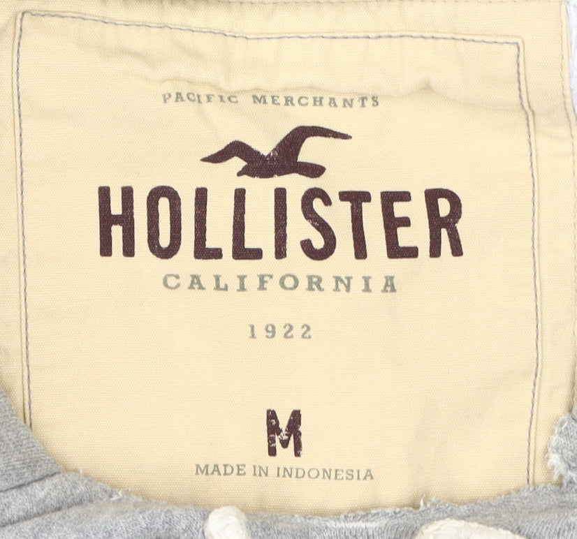 Hollister Men's Grey Pullover Hoodie, Size M