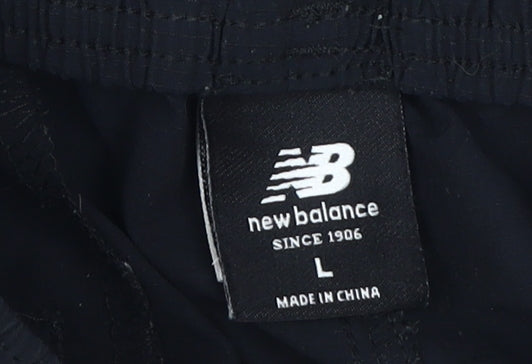 New Balance Men's Black Cargo Trousers, L, Regular Fit
