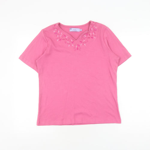 Honor Millburn Women's Pink T-Shirt Size 10-12