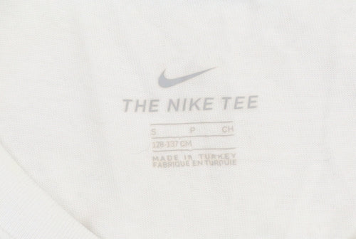 Nike Boys' White Graphic Print T-Shirt, Size S, Casual Style
