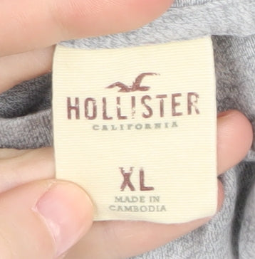 Hollister Men's Grey Graphic Print T-Shirt XL