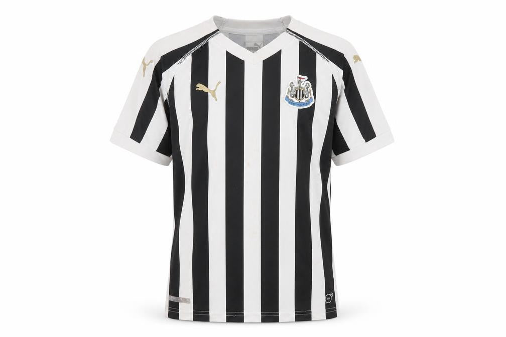 Puma Boys Black & White Striped Football Jersey 12-13Y