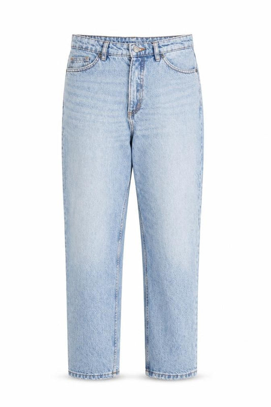 Front view of Vero Moda Women's Blue Mom Jeans, size 28