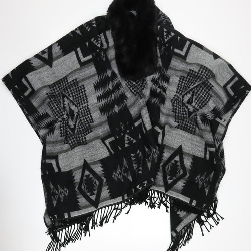 Quiz Women's Black Cape with Fur Trim - One Size