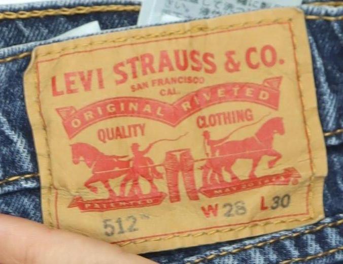 Levi's Women Straight Blue Jeans Size 10 Comfort Fit