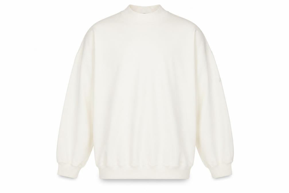 Front view of Lyle & Scott Men's XL White Pullover Sweatshirt