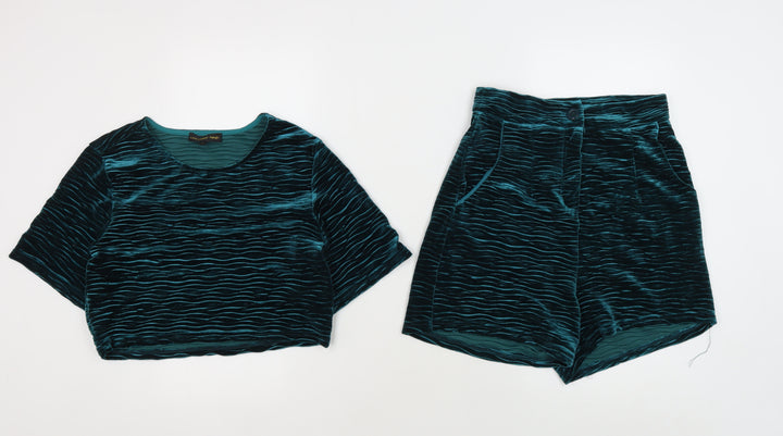 Love & Other Things Blue Velvet Cropped T-Shirt, Women's Size 6
