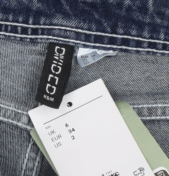 H&M Women's Blue Cropped Jeans Size 6