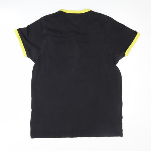 Brook Haven Men's Black Henley T-Shirt Medium