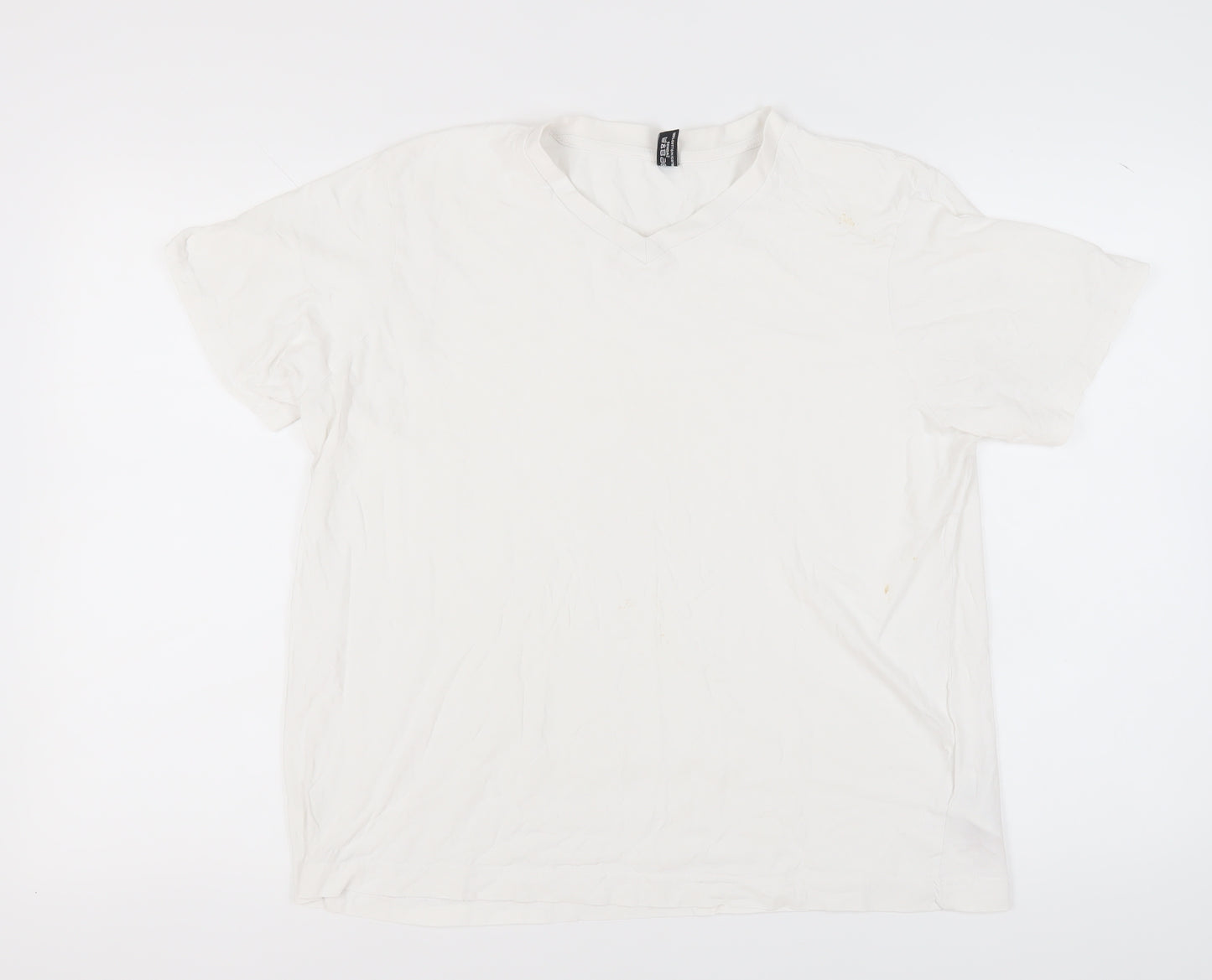 Donnay Men's White V-Neck Cotton T-Shirt L