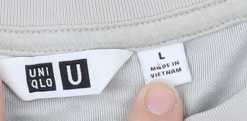 Uniqlo Men's Beige Crew Neck T-Shirt L