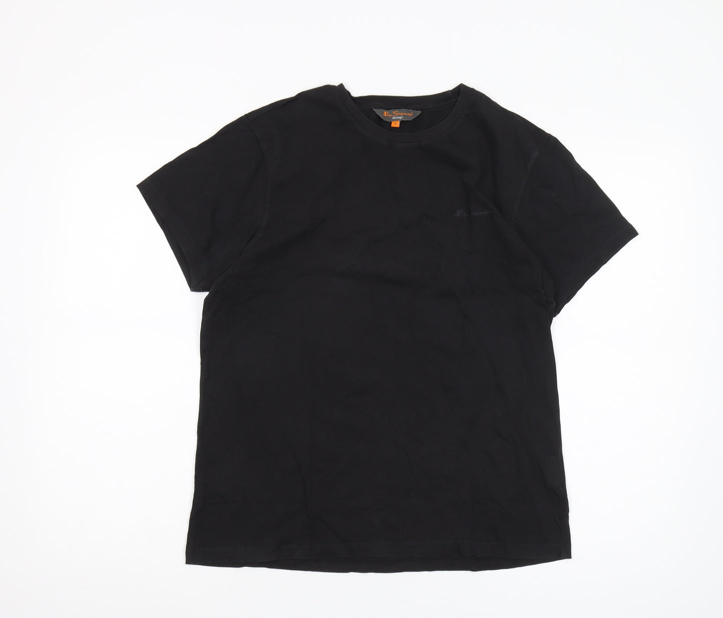 Ben Sherman T-shirt, size Medium.
