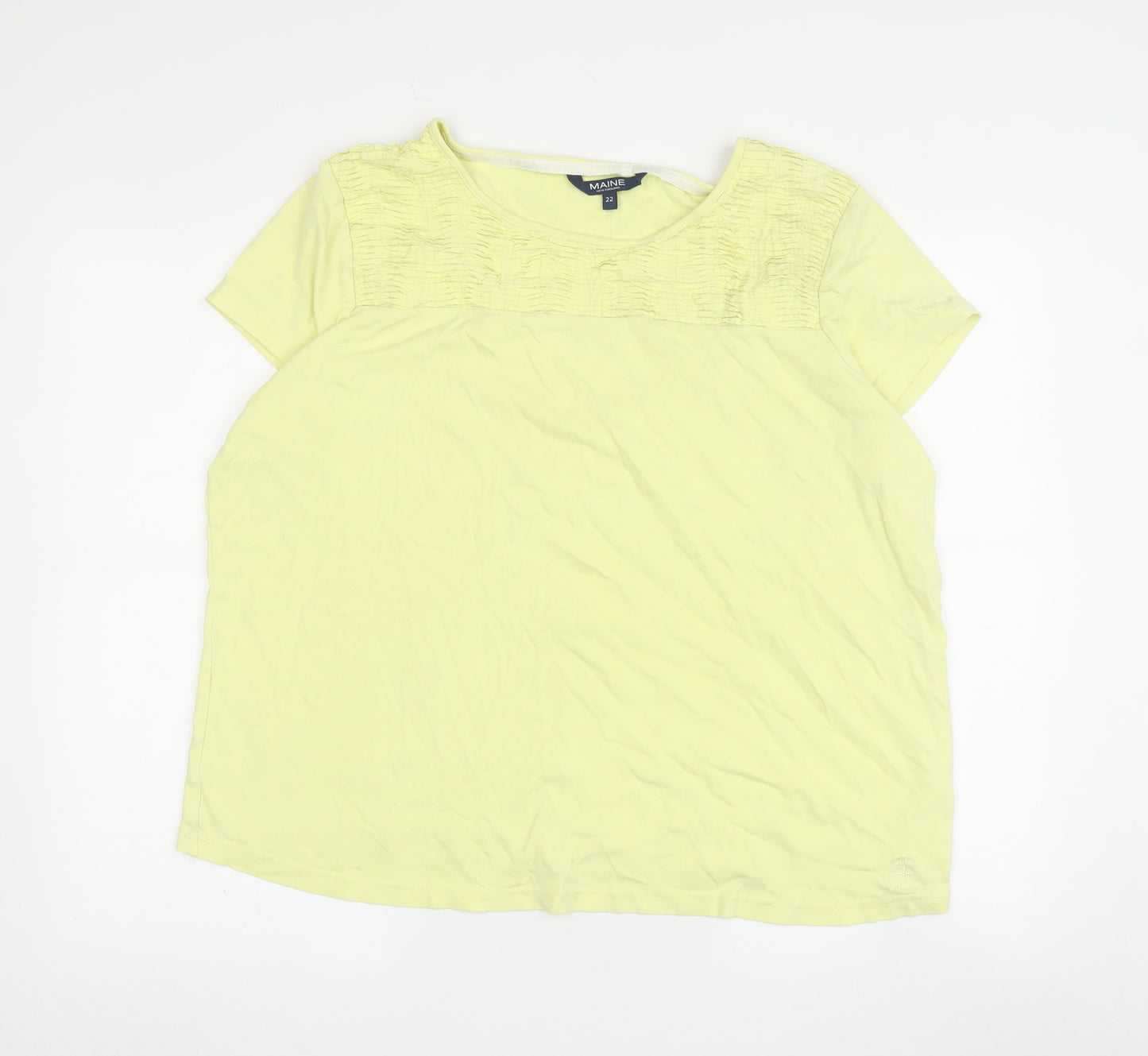 Maine New England Women's Yellow T-Shirt Size 22