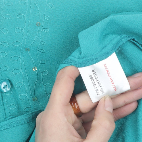 Style by EWM Women's Green Short Sleeve Blouse