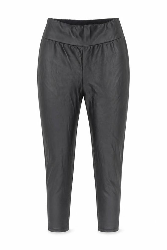Front view of River Island Women’s Black Ankle Leggings, size UK 8
