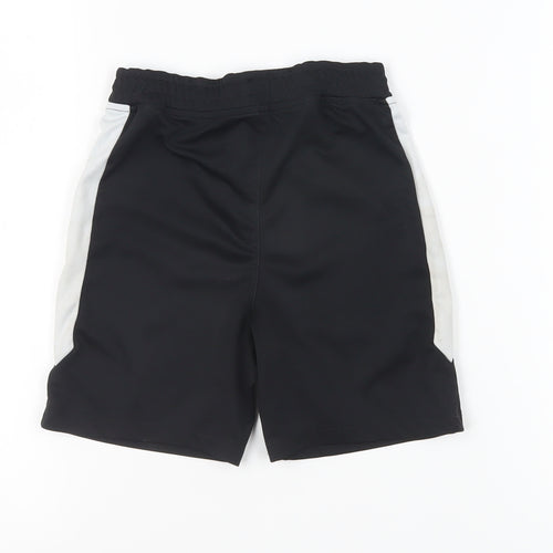 Castore Boys Black Athletic Shorts 6-7Y Football Wear
