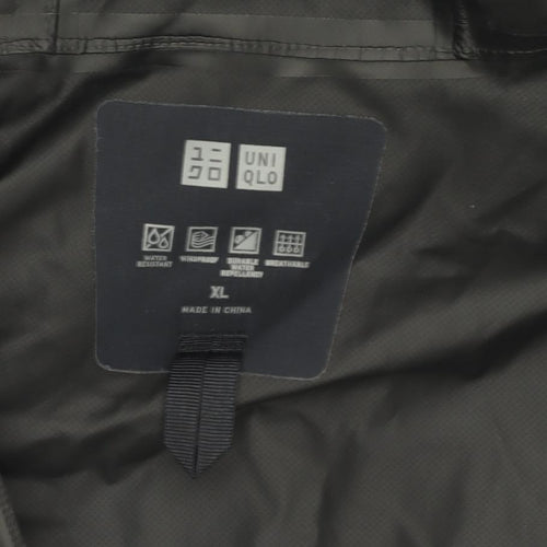 Uniqlo Men's Black XL Long Waterproof Rain Coat