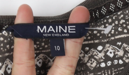 Maine New England Women's Brown Geometric T-Shirt Size 10
