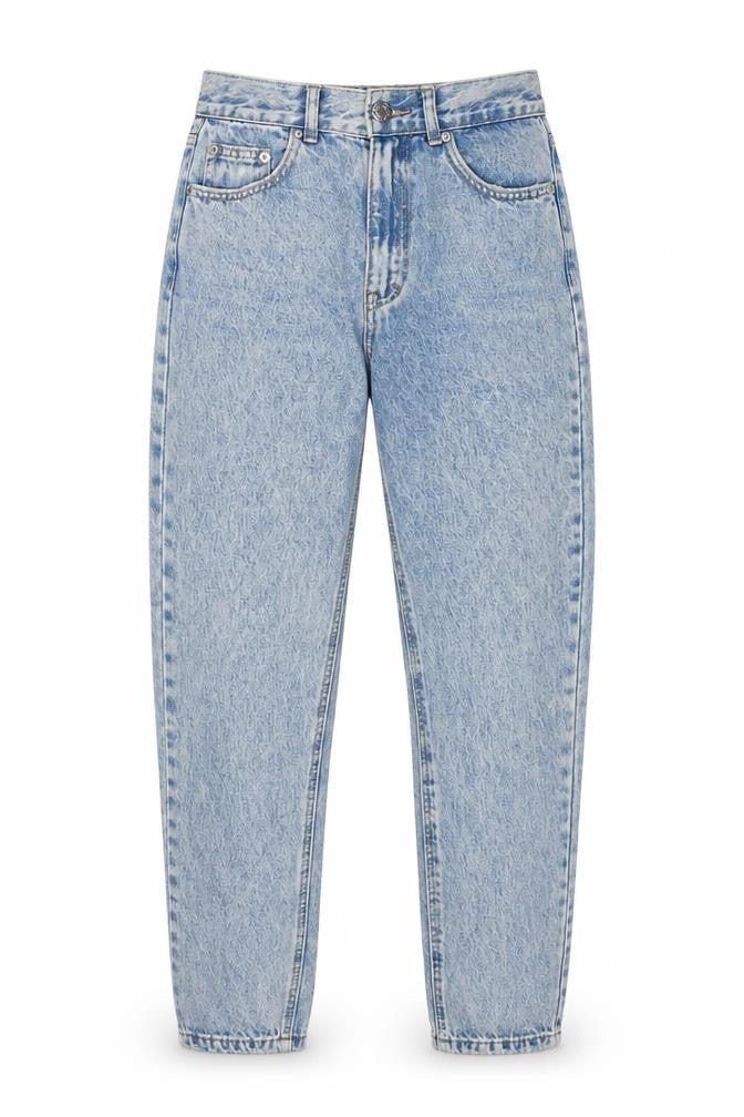 Front view of Pull&Bear Women’s Blue Mom Jeans, size UK 8