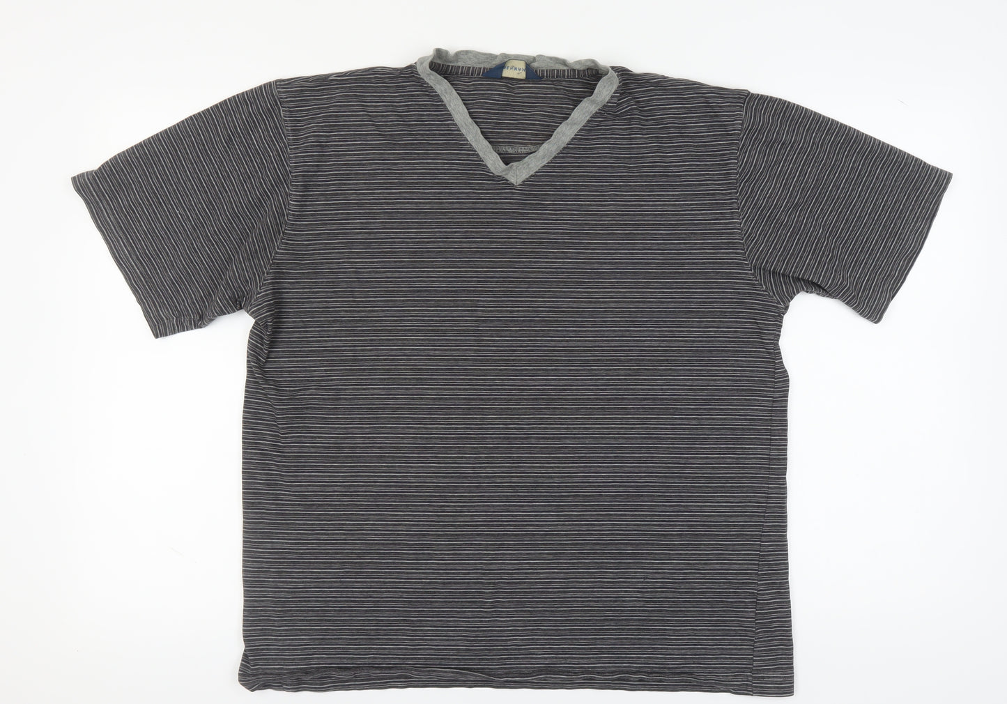 Debenhams Men’s Grey Striped V-Neck T-Shirt L