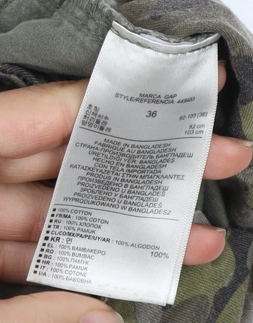 GAP Men's Green Cargo Shorts Size 36