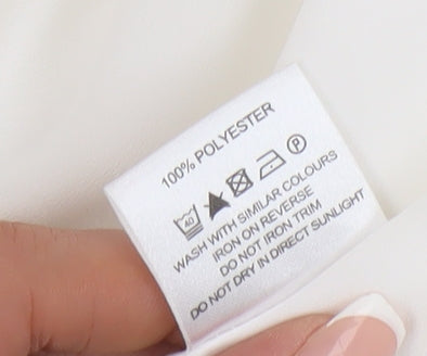 Eastex Women's White Button-Up Blouse Size 14