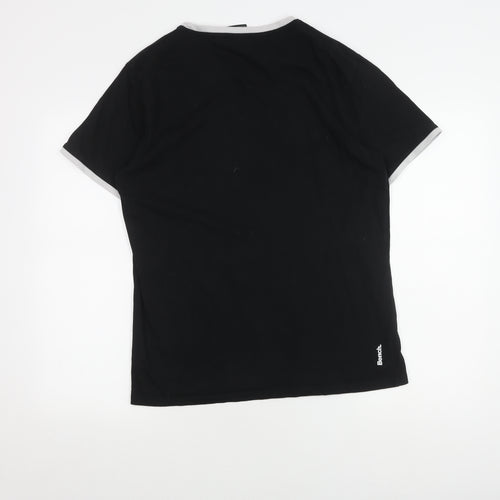 Bench Black Graphic T-shirt Size L