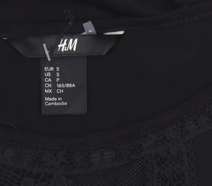 H&M Women's Black Lace Accent Short Sleeve T-Shirt